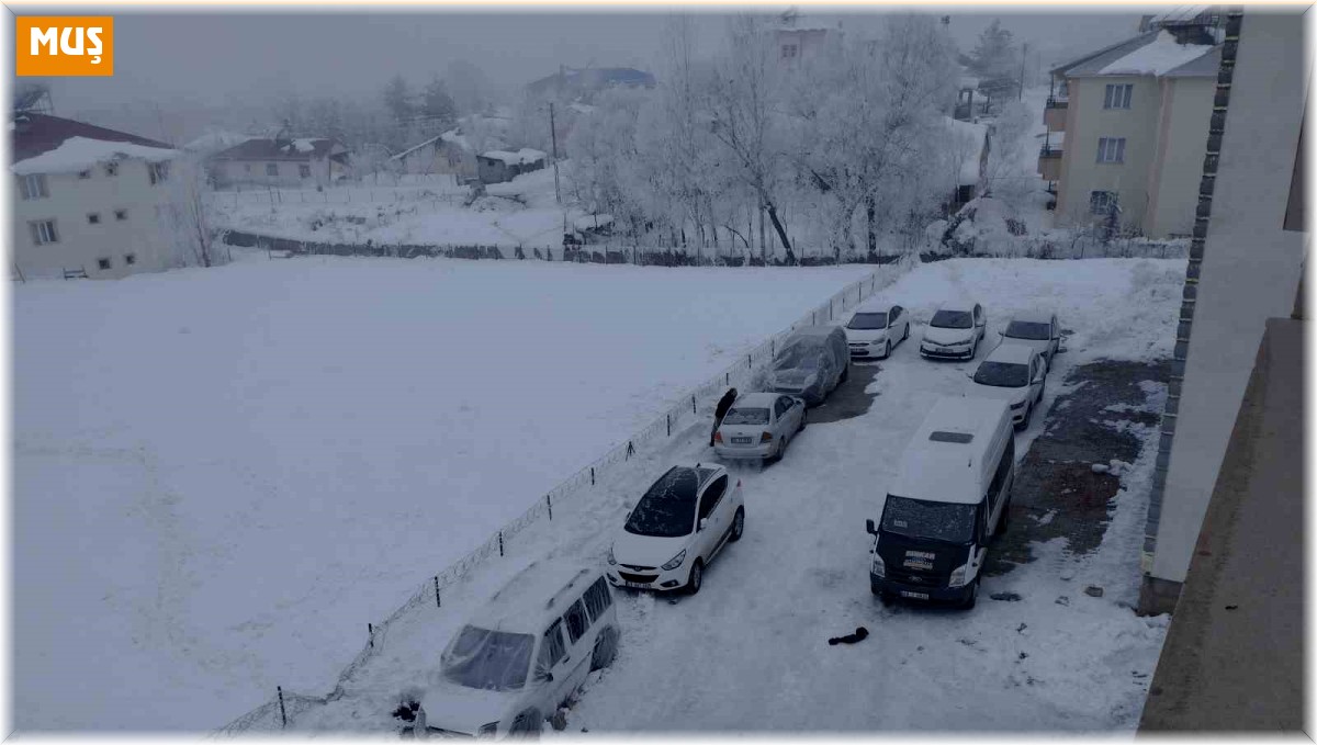 Varto kış mevsiminin en soğuk gününü yaşıyor