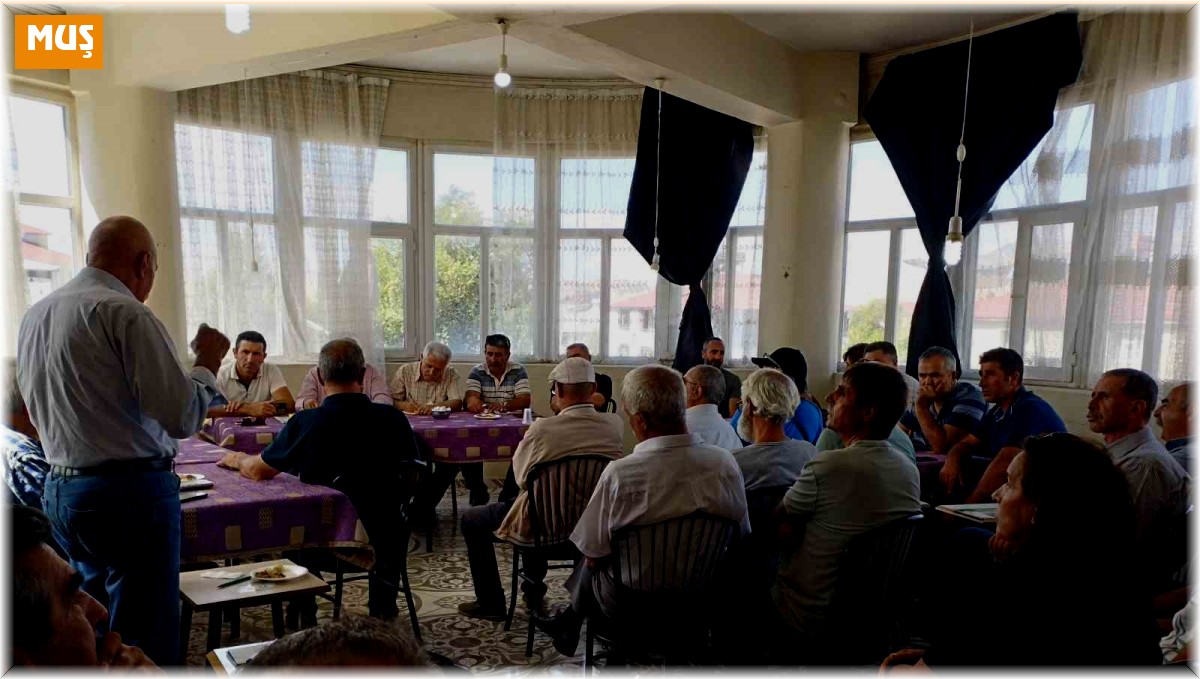 Varto'yu Güzelleştirme Kültür ve Dayanışma Derneği'nde Varto'nun sorunları tartışıldı