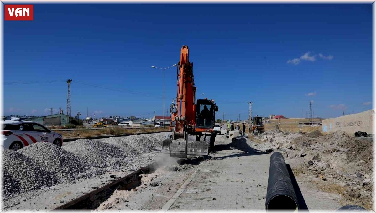 VASKİ, kronikleşmiş altyapı sorunlarını çözmeye devam ediyor