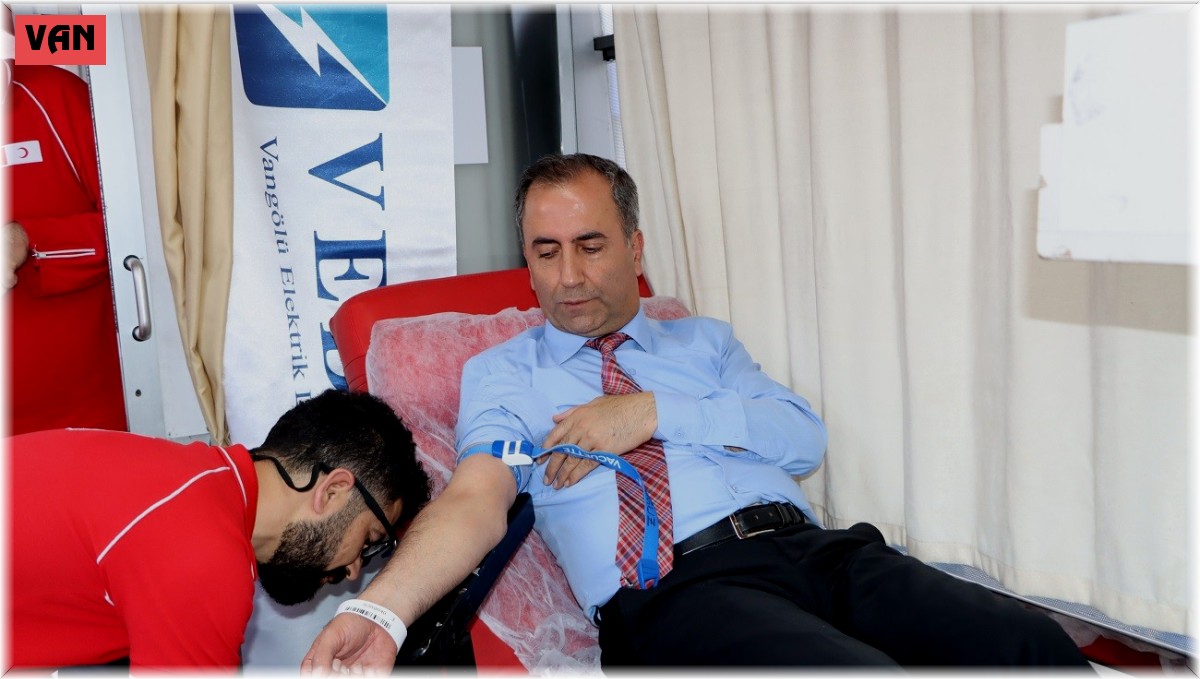 VEDAŞ çalışanlarından kan bağışı