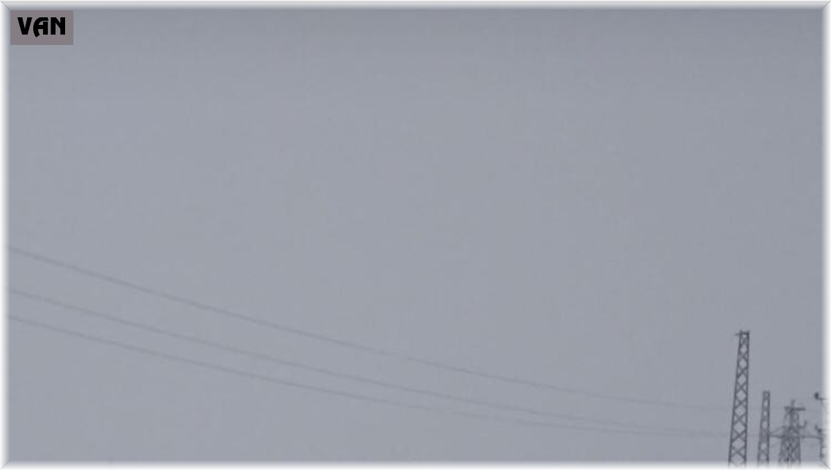 VEDAŞ ekipleri yoğun kar yağışı nedeniyle zor anlar yaşadı