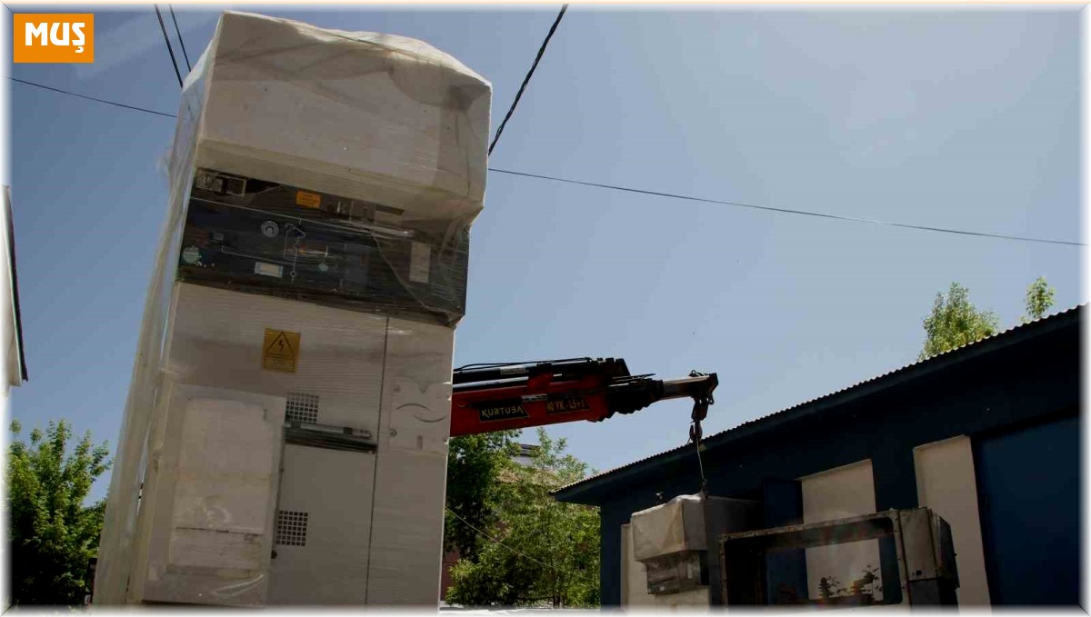 VEDAŞ, Malazgirt'in elektrik trafolarını yeniliyor