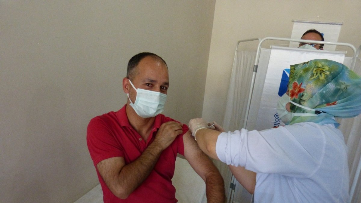 VEDAŞ personeli korona virüs aşısı oldu