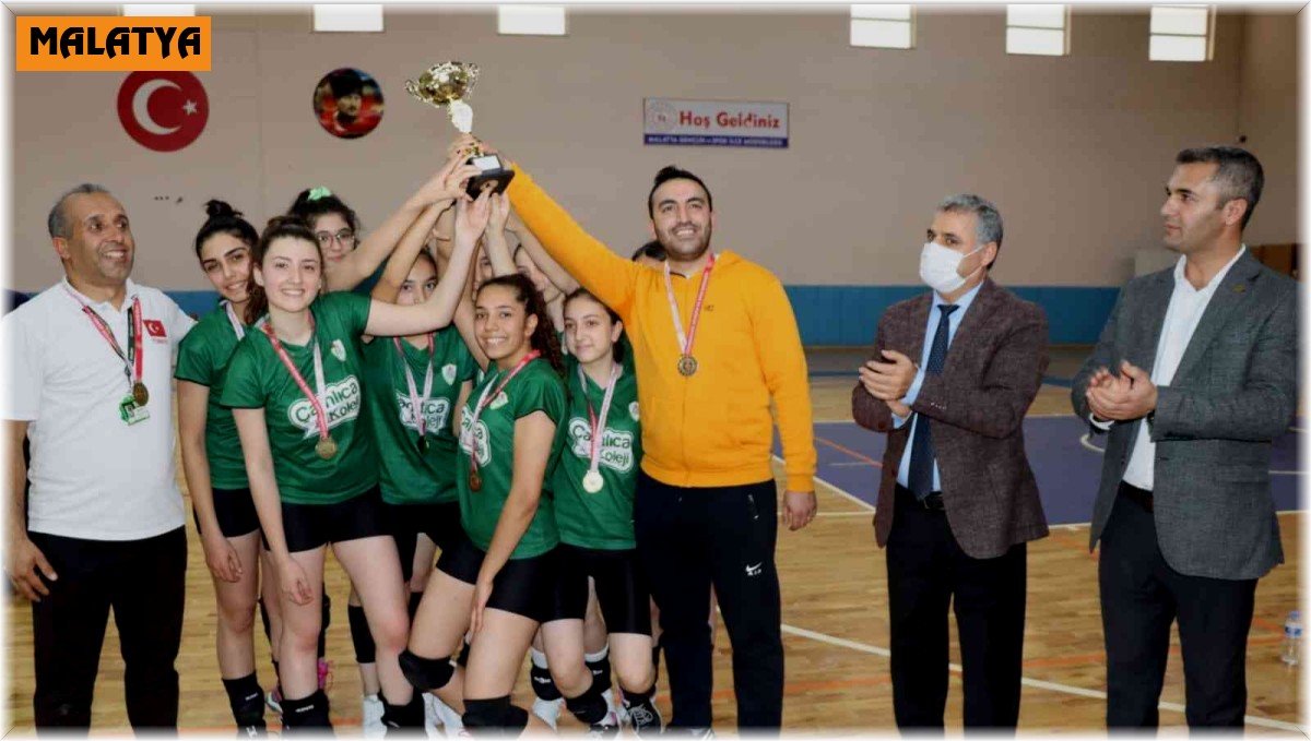 Voleybol il şampiyonası maçları sona erdi