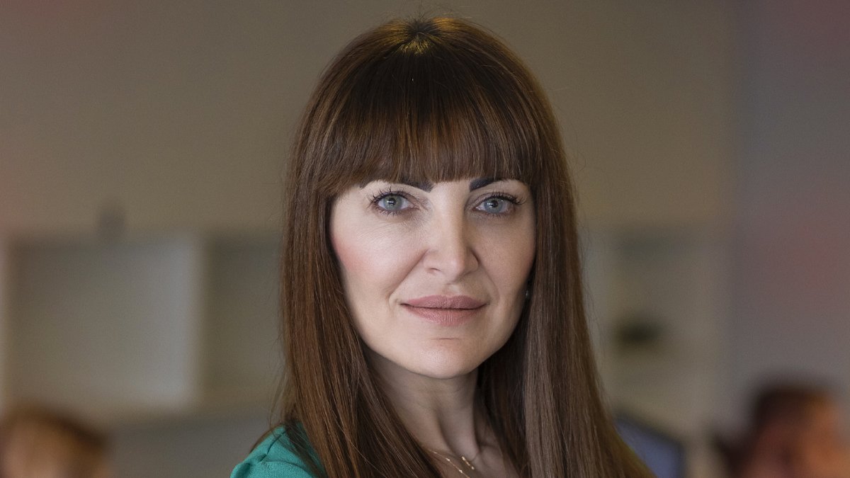 Whatsapp’tan gelen kadınlar günü hediyesi mesajlarına dikkat!