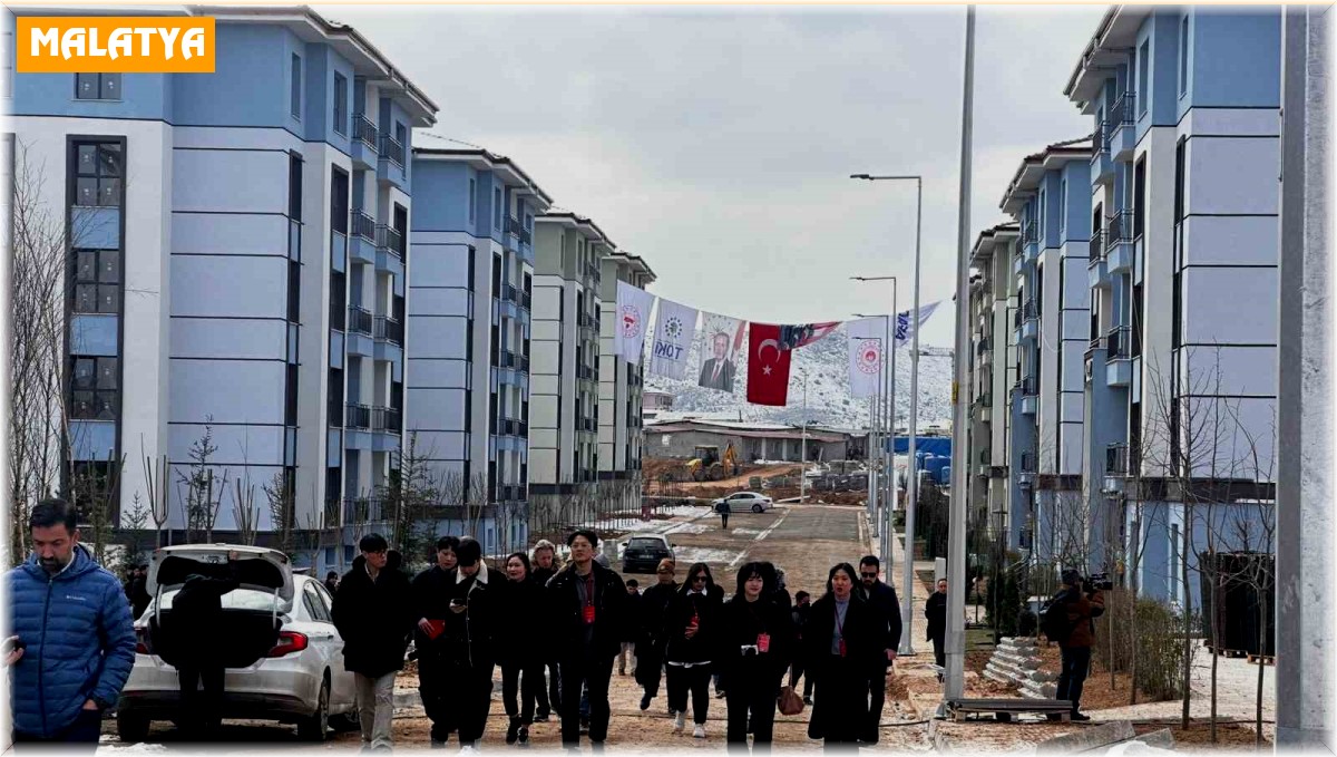 Yabancı basın kuruluşları Malatya'da deprem çalışmalarını yerinde gördü
