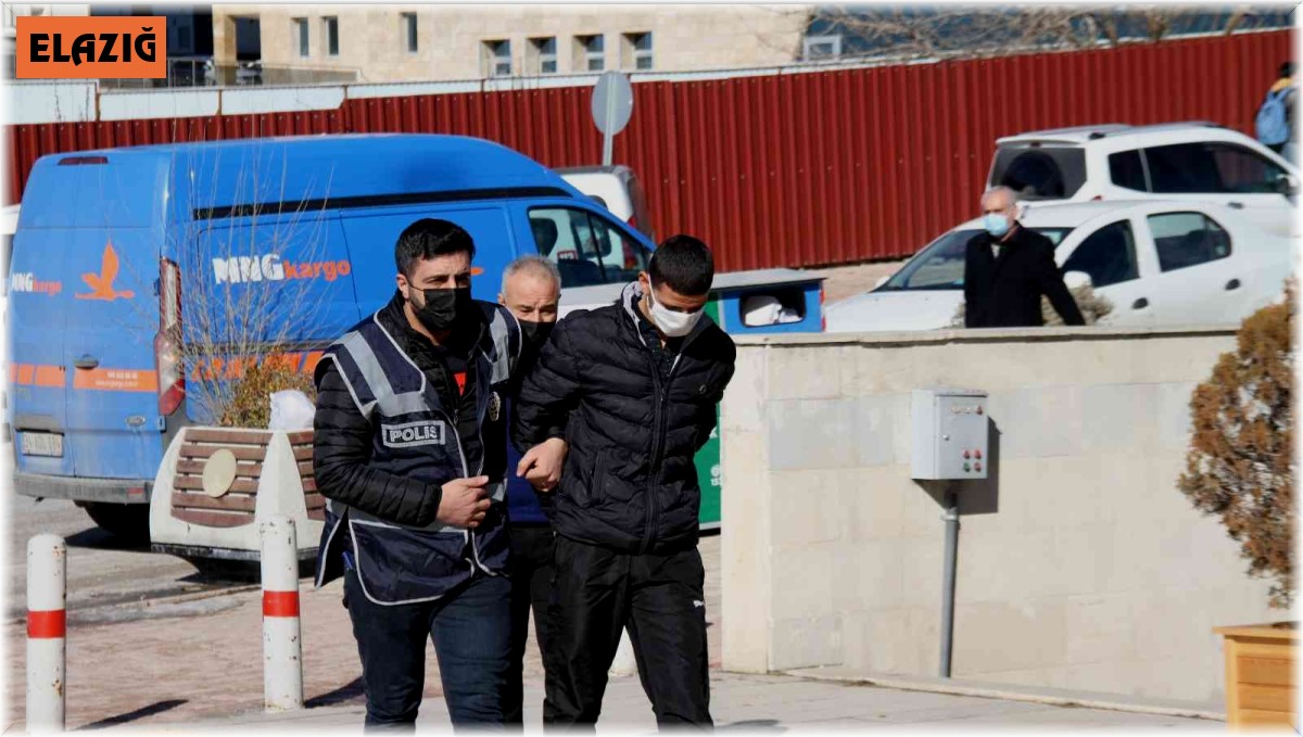 Yabancı uyruklu şahsı darp edip cep telefonlarını çalmıştı, 11 suç kaydının olduğu ortaya çıktı