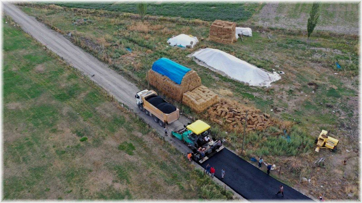 Yakutiye Belediyesi ekipleri çalışmalarına hız kesmeden devam ediyor