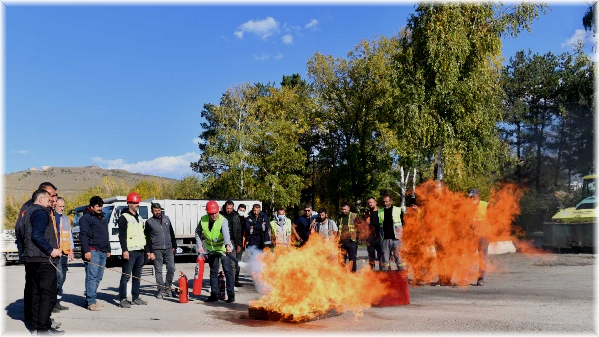 Yakutiye Belediyesi personelleri iş sağlığı ve güvenliği eğitiminden geçti
