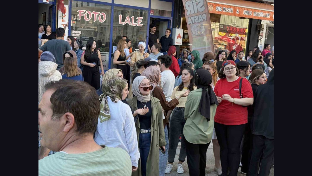 Yangın çıkan yurttaki öğrencilerden tepki: "Yangın tüpü, alarm yok"