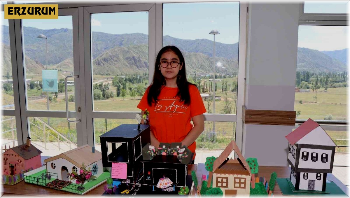 Yapmış olduğu eserlerle yıl sonu sergisine renk kattı