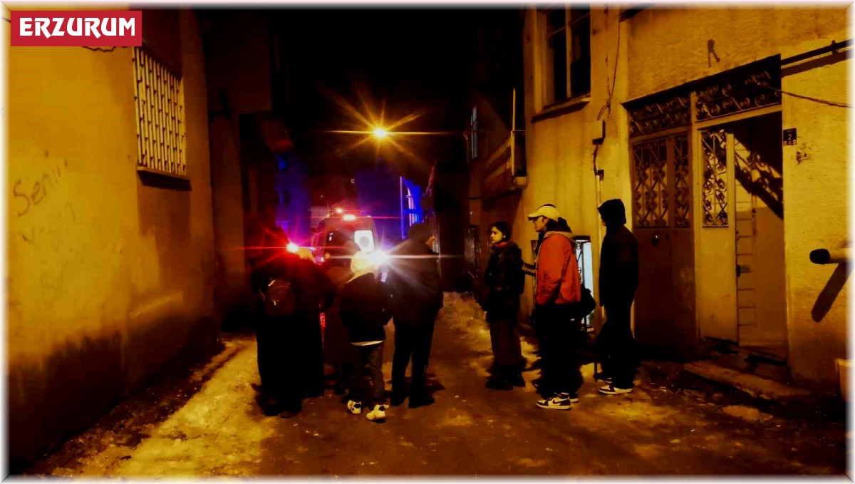 Yaşlı adam evinde ölü bulundu