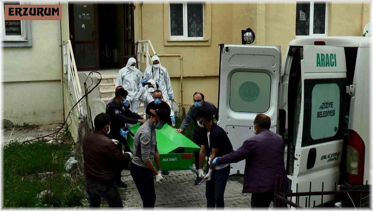 Yaşlı adam evinde ölü olarak bulundu