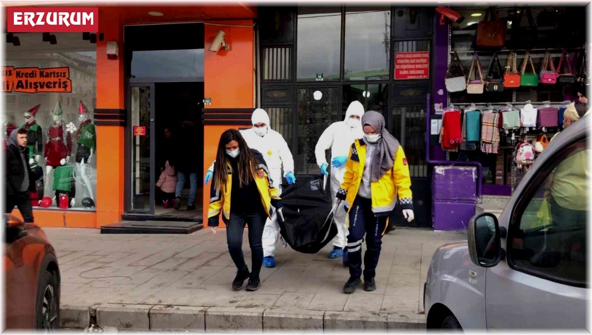 Yaşlı şahıs evinde ölü bulundu