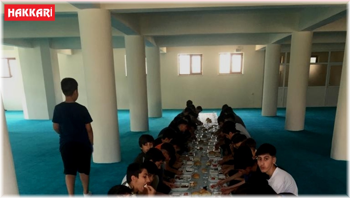 Yaz kardeşlik kampı öğrencileri bir araya geldi