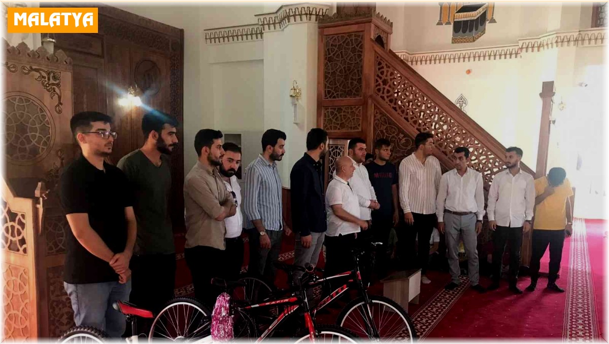 Yaz Kuran Kurslarını başarıyla bitiren öğrencilere ödül