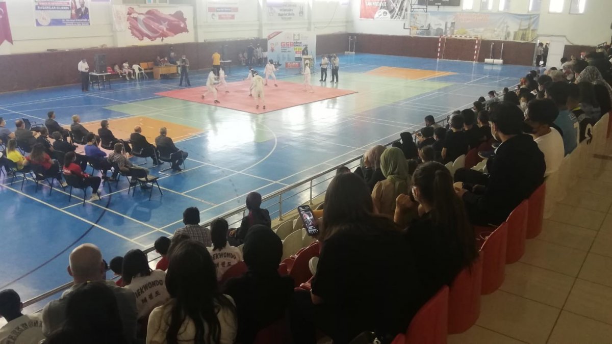 Yaz spor okulları açıldı