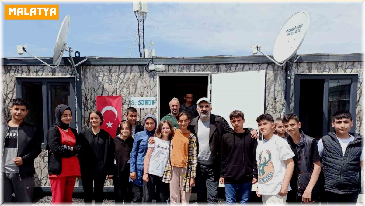 Yazar Ahmet Turgut Malatya'da öğrencilerle buluştu