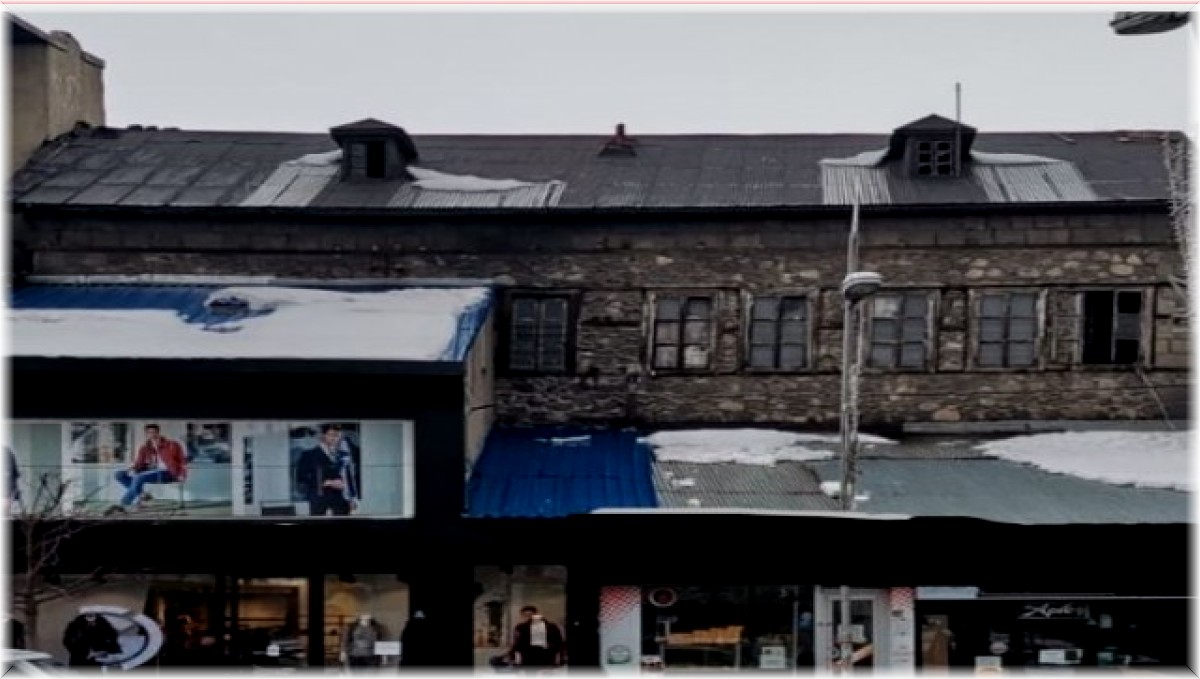 Yazar Güngör, Kültür Bakanlığına başvurdu: "Erzurum'u bu utançtan kurtarın"