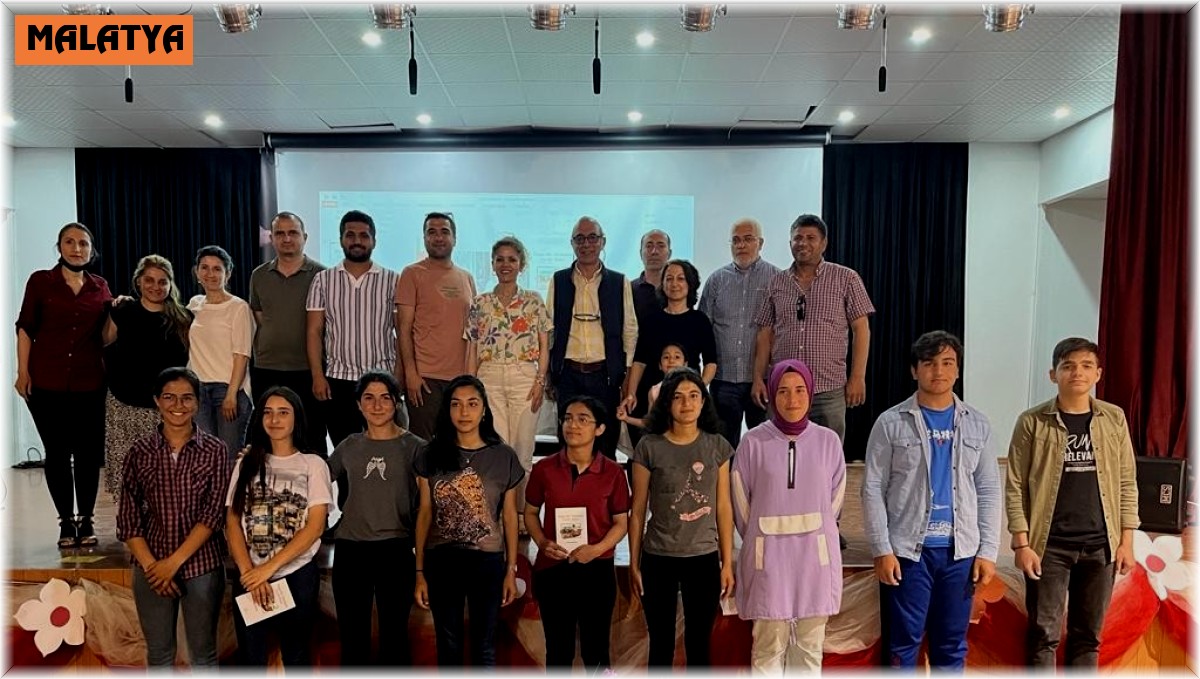 Yazar Melih Yılmaz lise öğrencileri ile buluştu