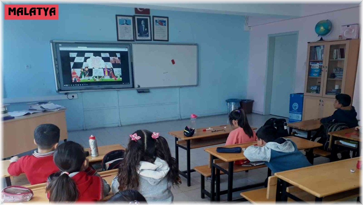 Yazıhan'da öğrenciler eTwinning projesiyle satranç öğreniyor
