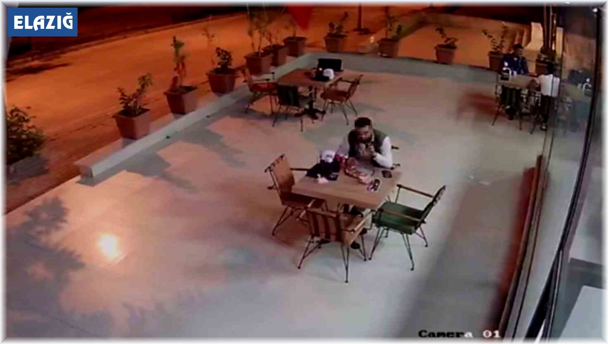 Yedi, içti ücreti ödemeden kalkıp gitti