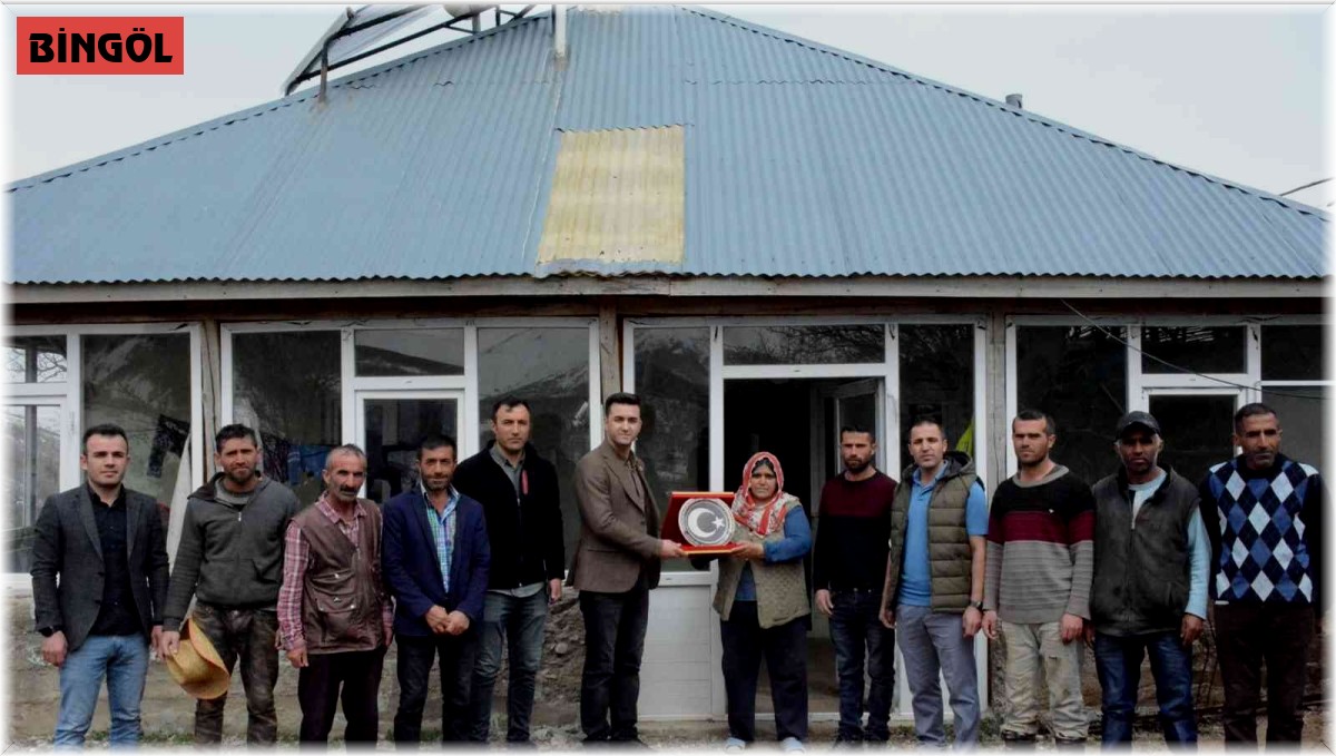 Yedisu Kaymakamı, şehit aileleriyle bir araya geldi