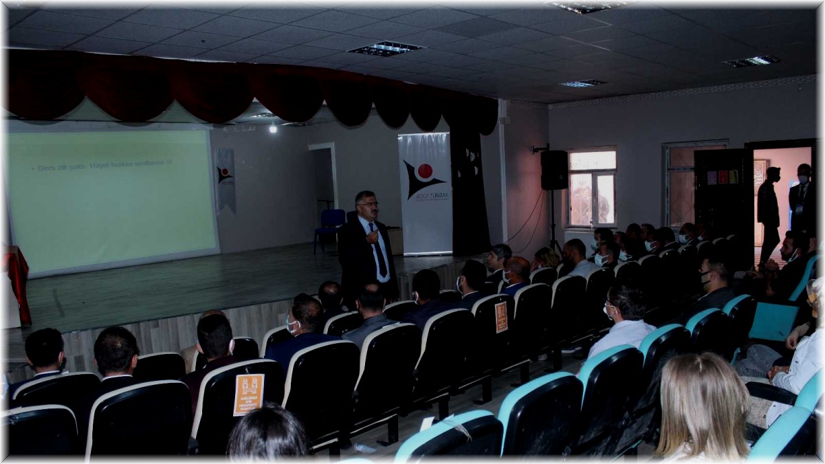 Yeni atanan öğretmenlere seminer