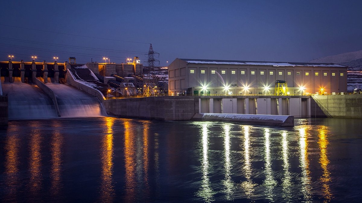 Yeni HES barajlarıyla Doğu Anadolu'ya enerji akmaya devam edecek