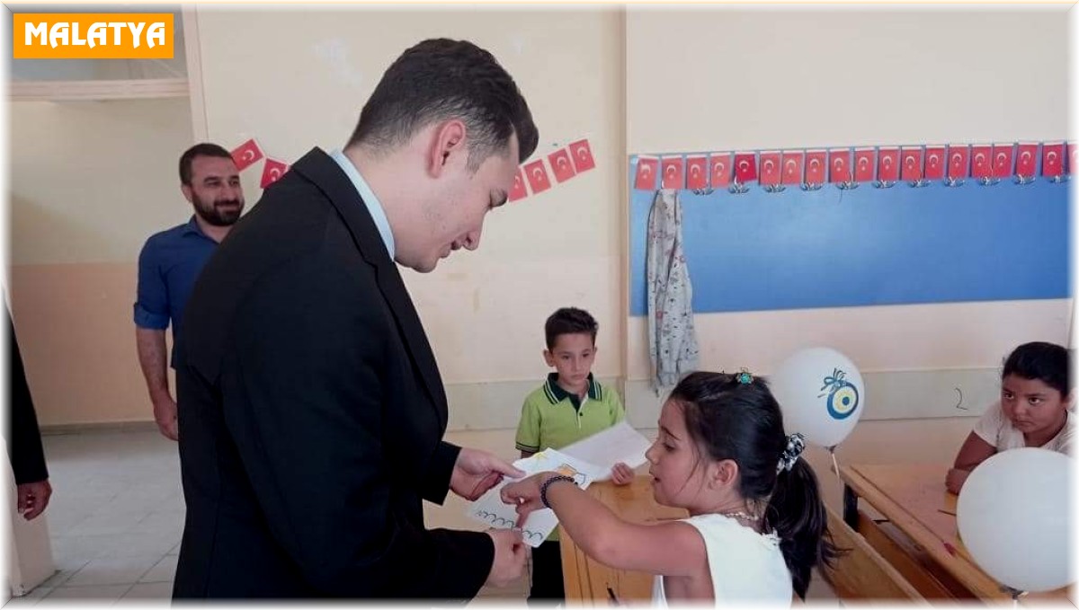 Yeni Kaymakam Karataş, öğrencileri test etti