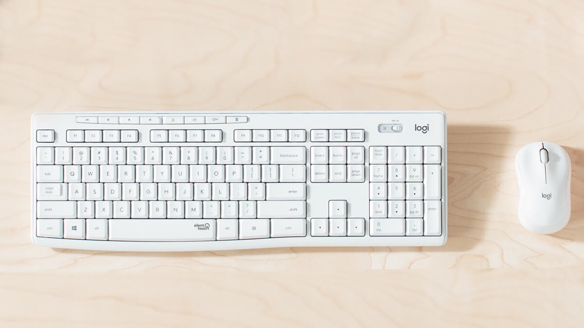 Yeni Logitech MK295 Sessiz Kablosuz Klavye Mouse Seti