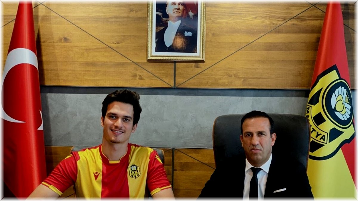 Yeni Malatyaspor, Ahmet Oytun Özdoğan ile 3 yıllık sözleşme imzaladı