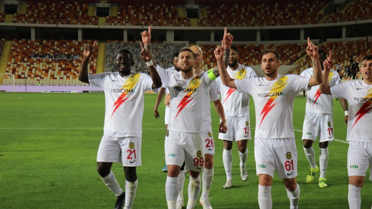 Yeni Malatyaspor bir sezonda 4 kırmızı kart gördü