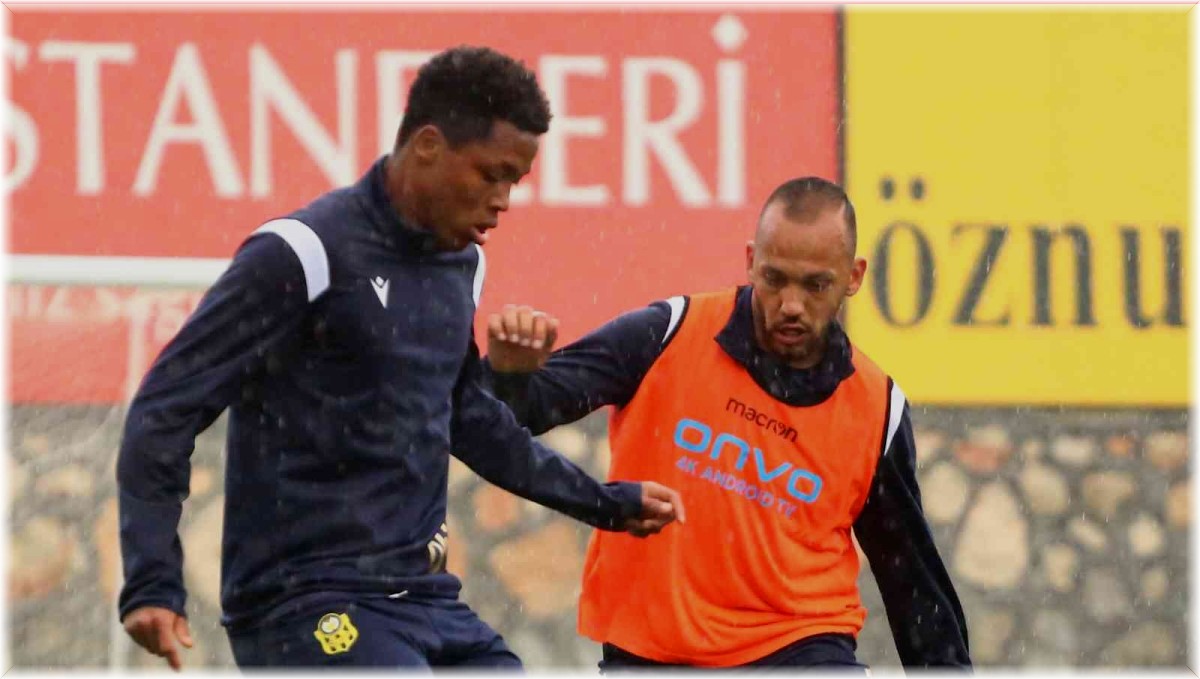 Yeni Malatyaspor'da, Başakşehir mesaisi sürüyor