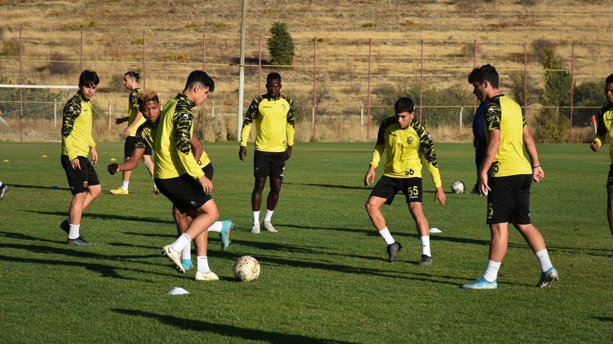 Yeni Malatyaspor'da Göztepe maçının hazırlıkları sürüyor