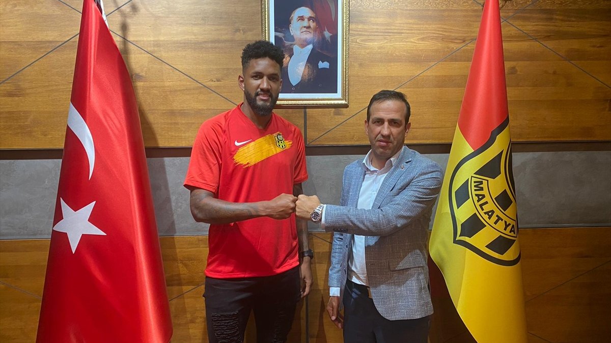 Yeni Malatyaspor, Lazio'dan Brezilyalı futbolcu Wallace'ı transfer etti