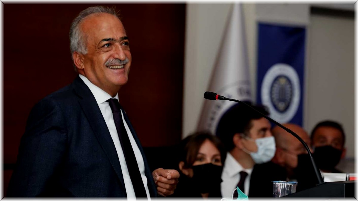 Yeni Nesil Üniversite Tasarım ve Dönüşüm Projesinde Kültürel Dönüşüm Çalışmaları Kapsamında Fakülte değerlendirme sunumları tamamlandı