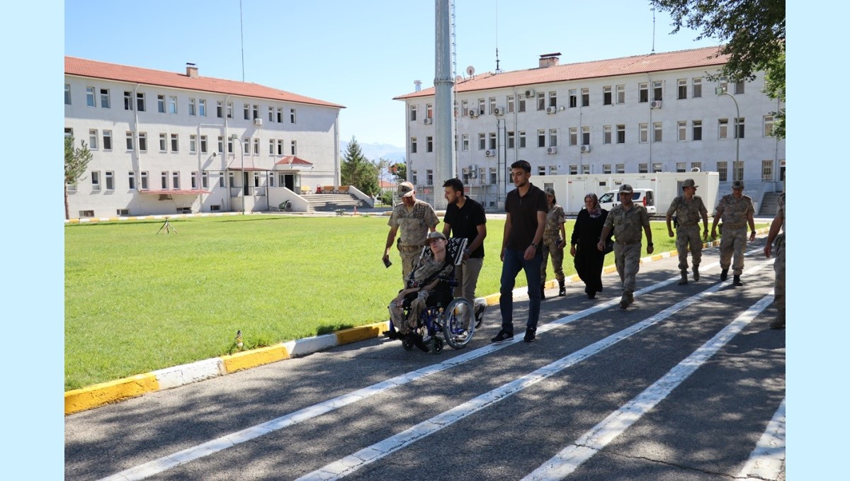 Yeniçeri'nin üniforma hayali gerçek oldu