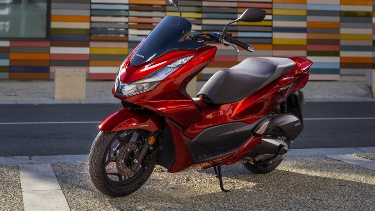 Yenilenen Honda PCX125 şubatta satışa çıkıyor