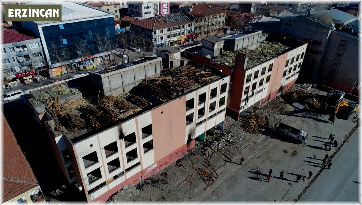 Yenişehir Esnaflar Çarşısında yıkım işlemleri devam ediyor