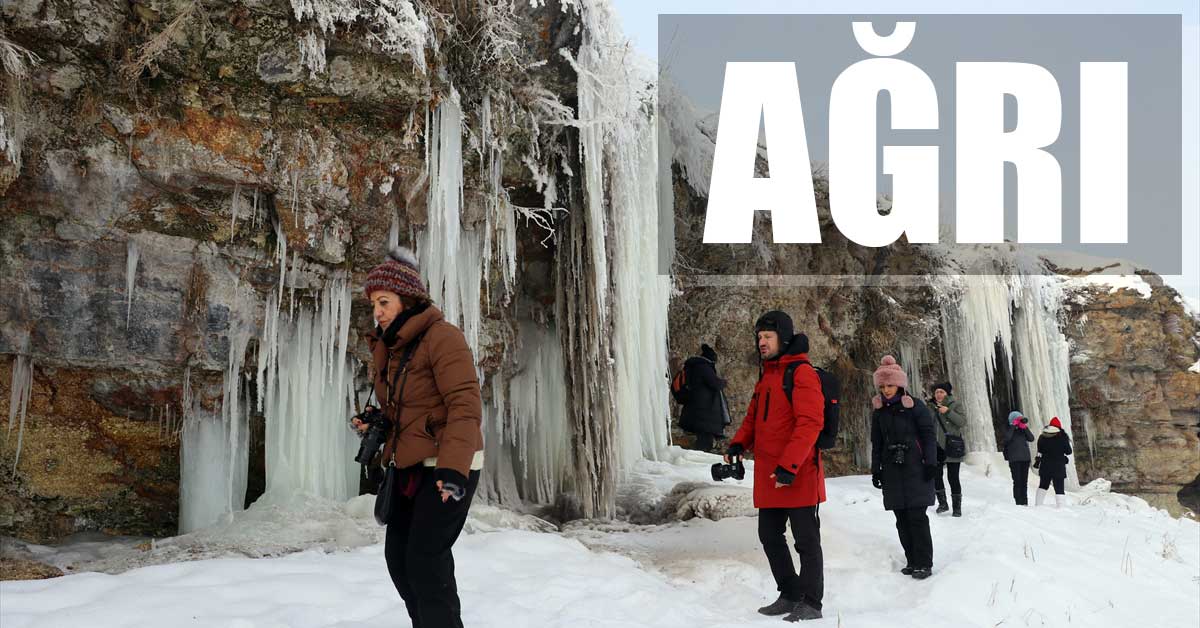 Yer Ağrı! Kayalıklarda 5 metreyi bulan buz sarkıtları oluştu