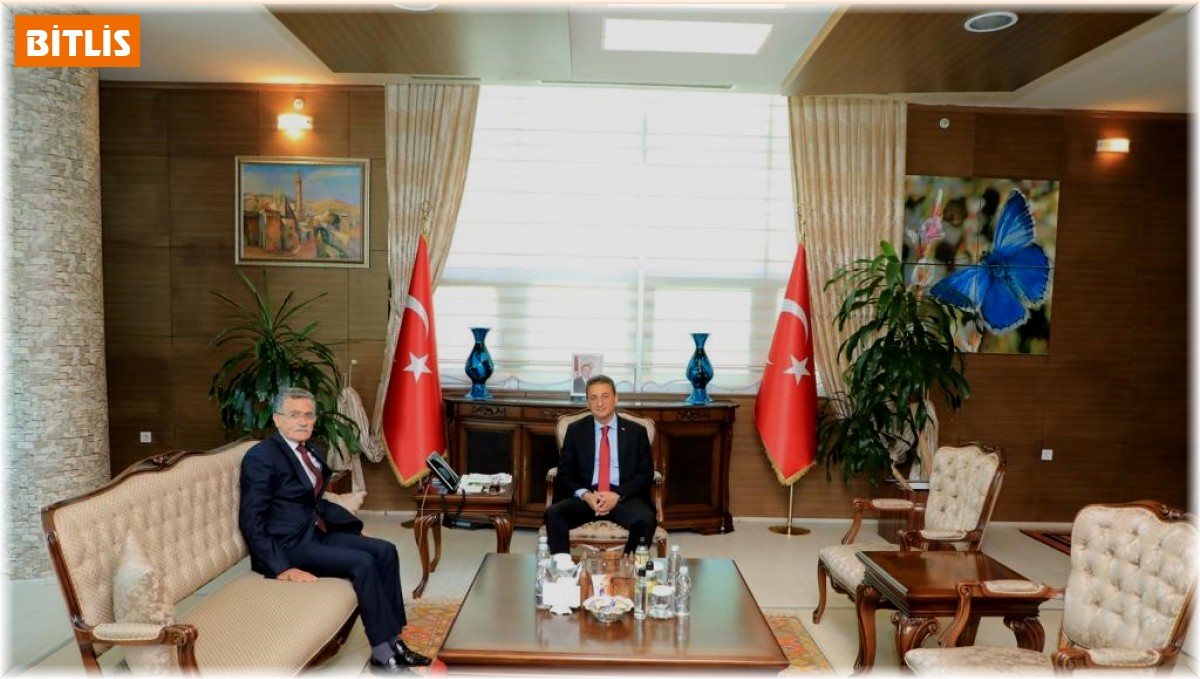 Yerel Gazeteciler Derneğinden Vali Karaömeroğlu'na ziyaret