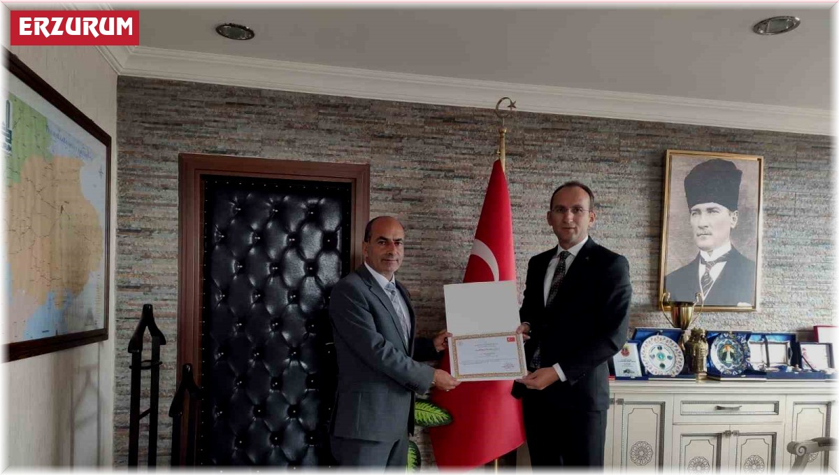 Yerel yönetimlerden tebrik belgeleri