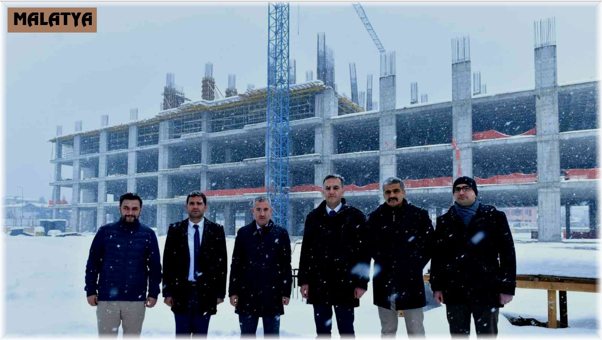 Yeşilyurt, 18 Mart'ta ihaleye çıkacak olan Yeşilyurt millet bahçesiyle dev bir yatırıma daha kavuşacak