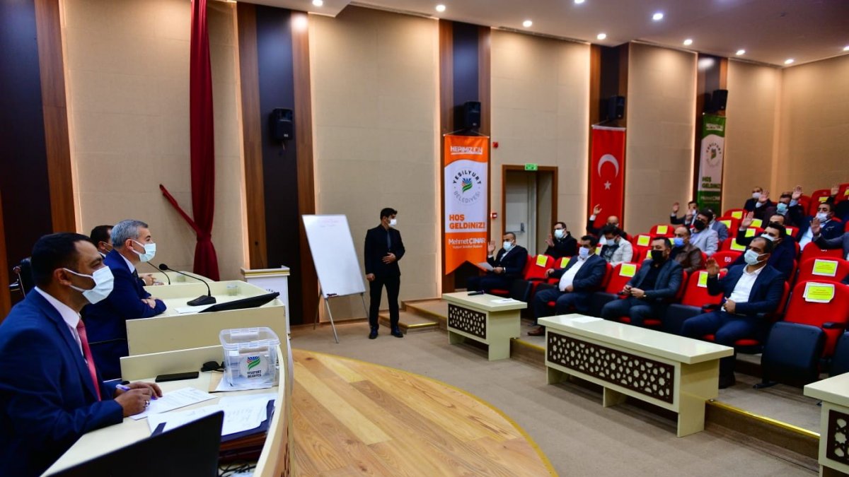 Yeşilyurt Belediye Meclisi'nde seçim