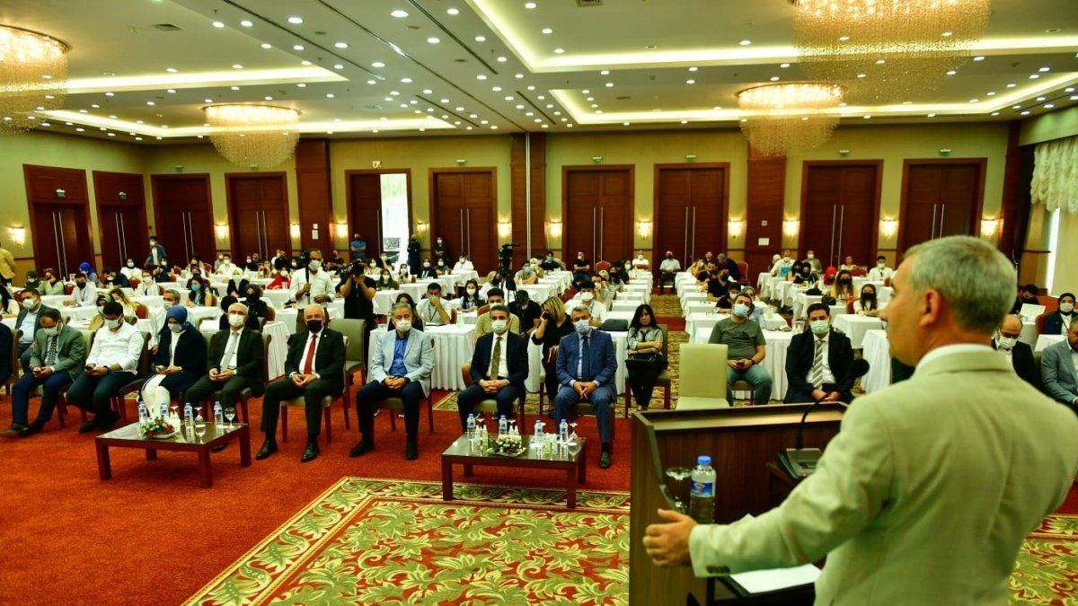 Yeşilyurt Belediyesi, 81 kentten 90 öğrenciyi Pandemi sonrası gençlik formunda ağırlıyor