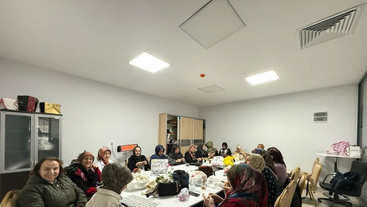 Yeşilyurt Belediyesi "El Sanatları Kursları" kış günlerinin vazgeçilmezi oldu