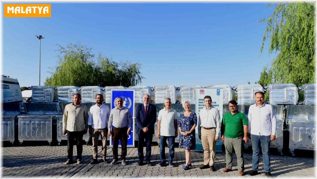 Yeşilyurt Belediyesi'ne 110 adet hibe çöp konteyneri