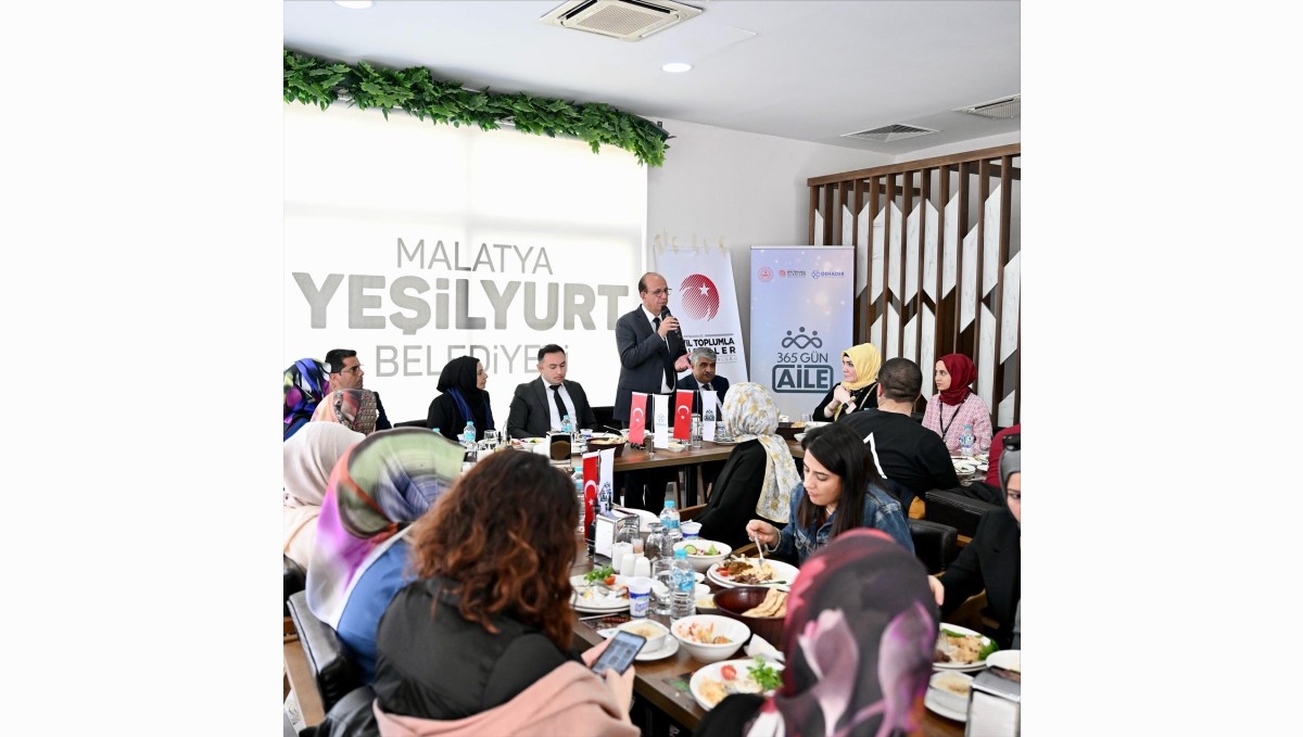 Yeşilyurt Belediyesi'nin ev sahipliği yaptığı 'Aile Mentörlüğü' eğitim programı tamamlandı