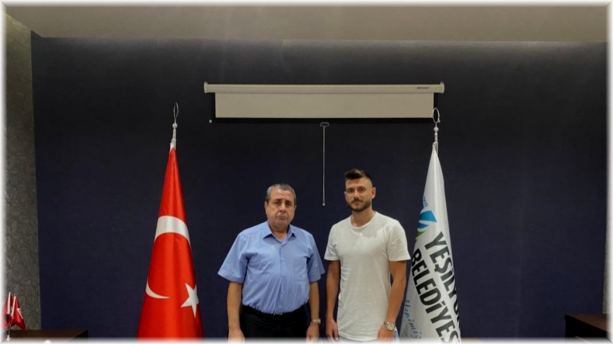 Yeşilyurt Belediyespor genç forvet ile anlaştı